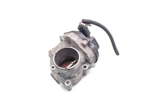 Ford Focus Electric throttle body valve VR2S6U9E927FC