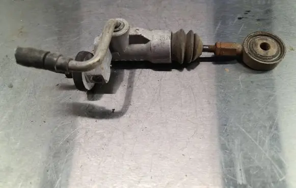 Audi A4 S4 B5 8D Clutch master cylinder 8D1721401