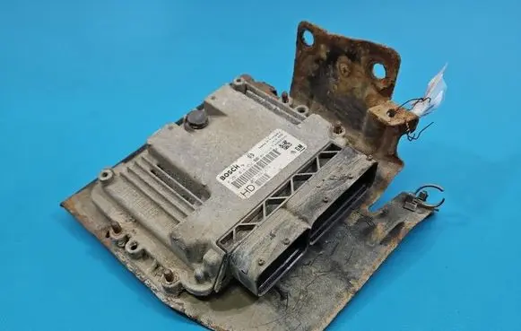 Opel Zafira B Engine control unit/module ECU 0281014452 IMPRK1599804