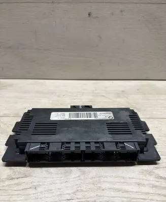 BMW X5 E70 Light module LCM 9287251 S6135 608377