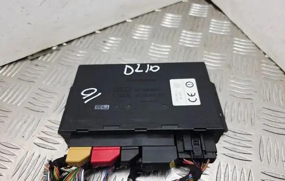 Audi TT Mk1 Comfort/convenience module 8N7962267E