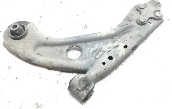 Peugeot 308 Front lower control arm/wishbone