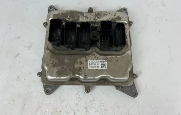 BMW X5 F15 Engine control unit/module 8697391 171454190 0261S18911