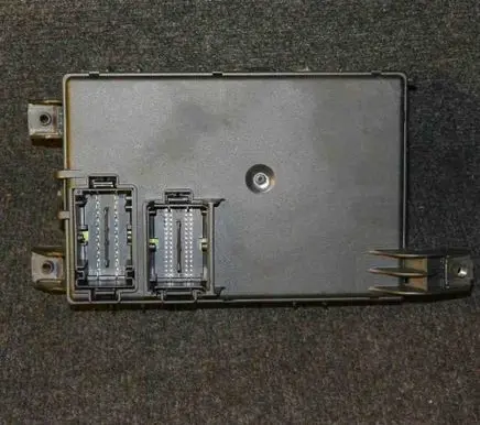 Opel Corsa D Central body control module 13367921