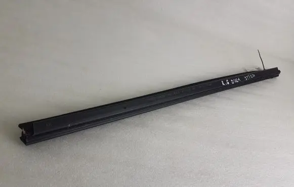 Nissan Qashqai J12 Rubber seal rear door window/glass 18279