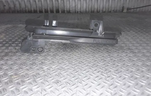 Nissan X-Trail T30 Cup holder 