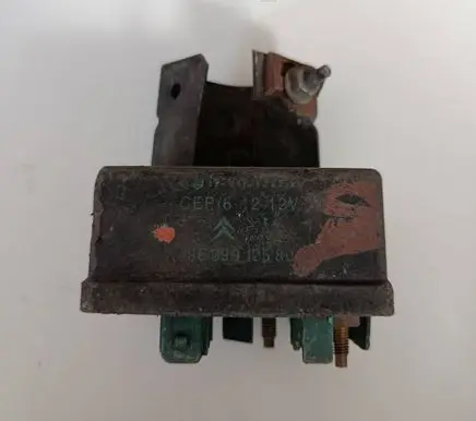 Citroen C5 Glow plug pre-heat relay 9639912580