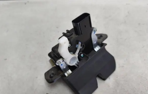KIA Sportage Tailgate/trunk/boot lock/catch/latch 