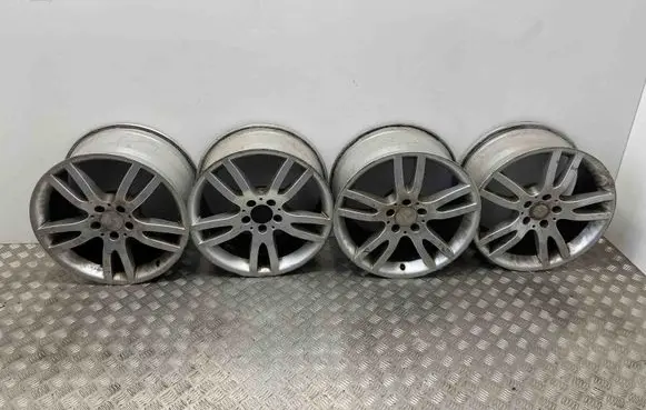 Mercedes-Benz SL R230 R12 alloy rim A2304012602 A2304012502