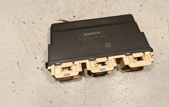 Mercedes-Benz CLA C117 X117 W117 Seat control module A2468200526