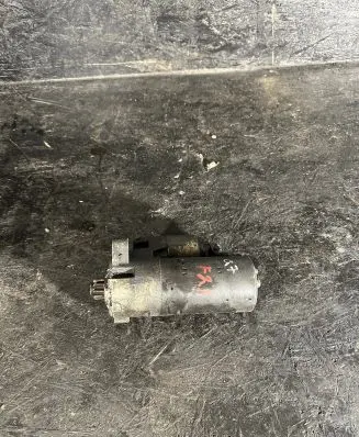 Audi Q7 4L Starter motor