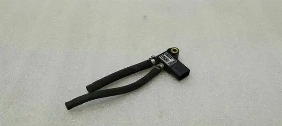 Mercedes-Benz E C207 W207 Exhaust gas pressure sensor A0071536128