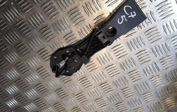 Audi A6 S6 C7 4G Engine bonnet/hood lock/latch loop/hook 4G0823480