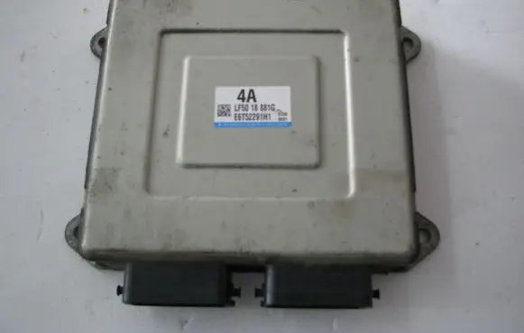 Mazda 3 I Engine control unit/module LF5018881G E6T52291H1
