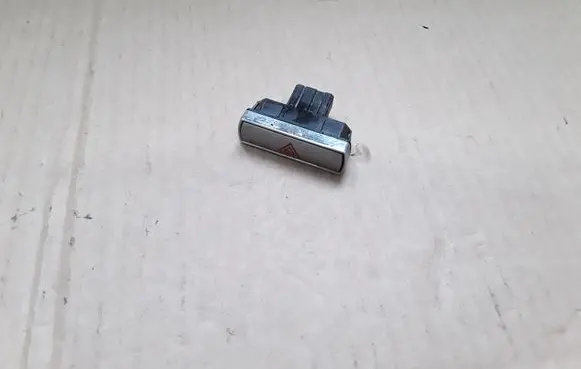Ford Mondeo MK IV Hazard light switch 6M2T13A350AA