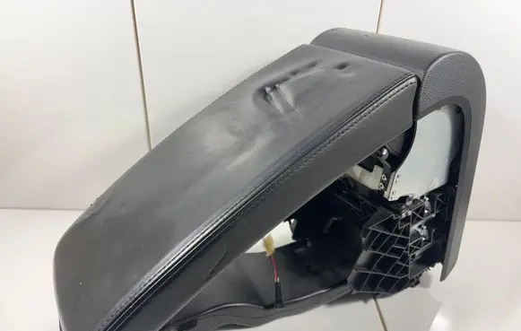 Volkswagen PASSAT B6 Armrest