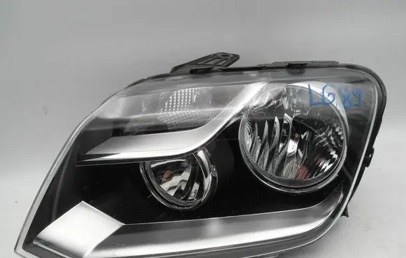 Volkswagen Amarok Headlight/headlamp 2H1941015M 9002608127CY