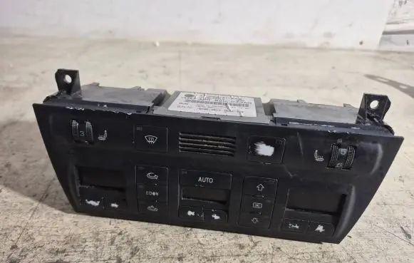 Audi A6 S6 C5 4B Climate control unit 4B0820043AD 5HB00760453 0105H012