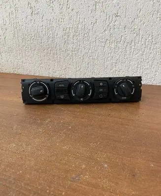 BMW 5 E60 E61 Climate control unit 6411912239601 90025153