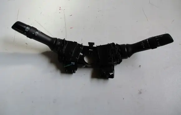 Toyota Yaris Central console control unit