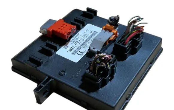 Audi A6 S6 C6 4F Comfort/convenience module 4F0907279A 4F0910279J F005V00618