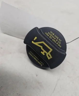 KIA Sorento Oil filler cap 