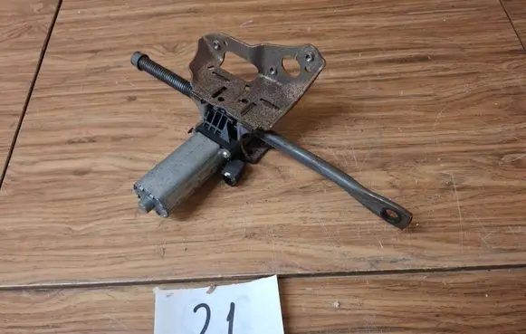 BMW X5 F15 Seat adjustment motor C46534-100 C46534