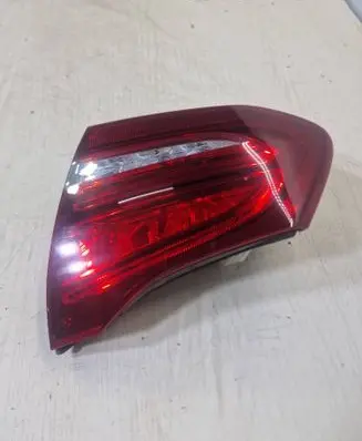 Mercedes-Benz C W205 Tailgate rear/tail lights A2059061603