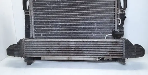 Mercedes-Benz E W211 Radiator set A2115001302 A2115000154 A2115000102