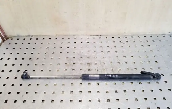 Subaru Forester SG Tailgate/trunk strut/damper