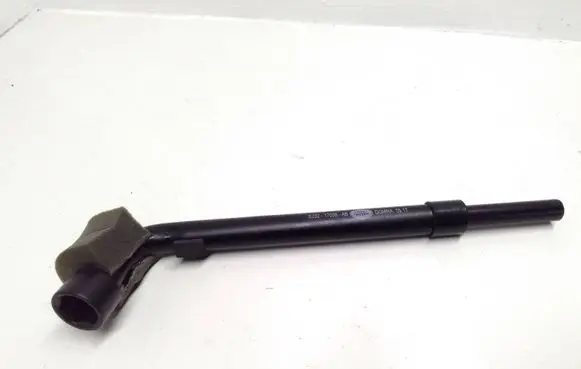 Land Rover Range Rover Evoque L538 Wheel nut wrench EJ3217035AB