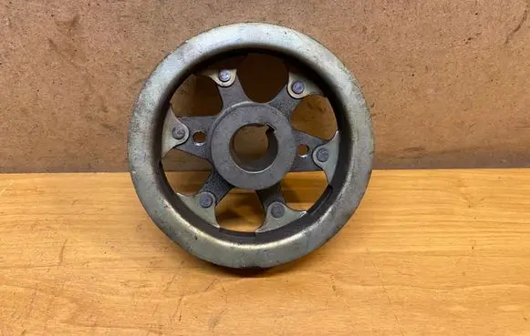 Toyota Corolla E120 E130 Fuel pump gear (pulley) 