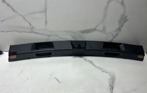 Mercedes-Benz C W204 Tailgate trim A2047400472