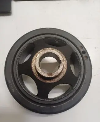 Mercedes-Benz E W212 Crankshaft pulley A2710300203