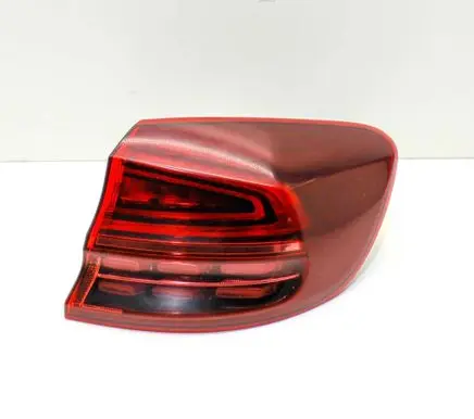 KIA Ceed Rear/tail lights 92402J7150