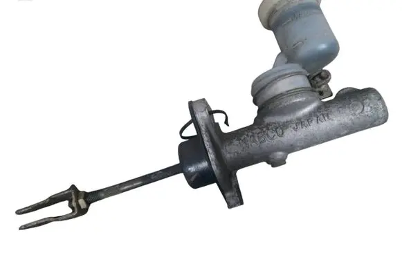 Nissan Serena Clutch slave cylinder 