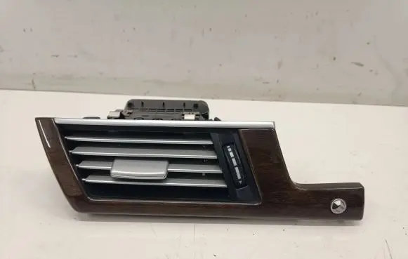 Mercedes-Benz E W212 Dashboard side air vent grill/cover trim A21268000171