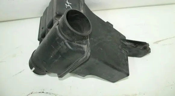 Suzuki Ignis Intake resonator 2003R
