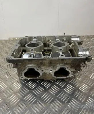 Subaru Impreza III Engine head 