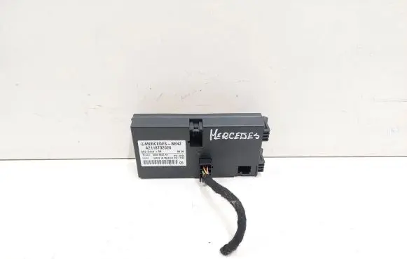 Mercedes-Benz R W251 Seat control module A2118702026 168763 00005822A9