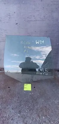 Volkswagen Bora Rear door window glass 43R00049