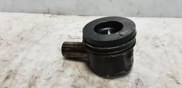 Audi Q7 4L Piston 83L57 R061