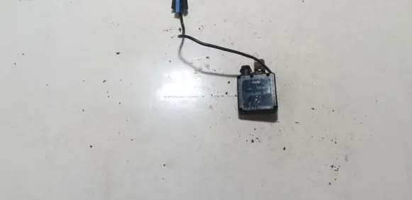 Antenna control unit