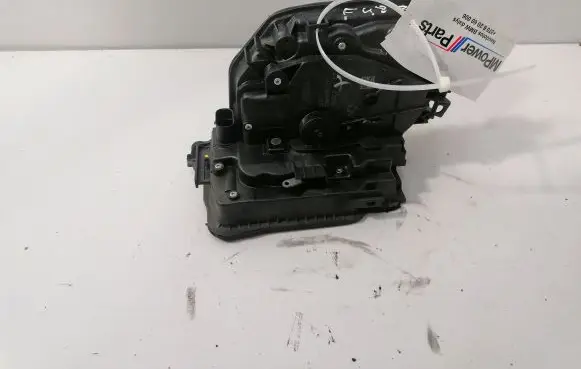 BMW 2 F45 Front door lock 7281936