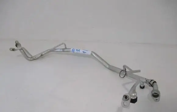 Renault Kadjar Air conditioning (A/C) pipe/hose 924409613R MR5446290 210815