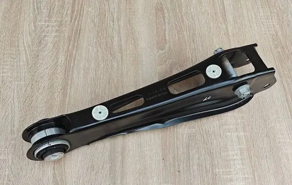 BMW X4 G02 Rear control arm 6871020