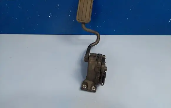 Ford Galaxy Accelerator throttle pedal 7M4721603D YM219F836GB