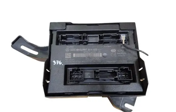 Audi A4 S4 B8 8K Comfort/convenience module 8K0907064GG 8R0907461A