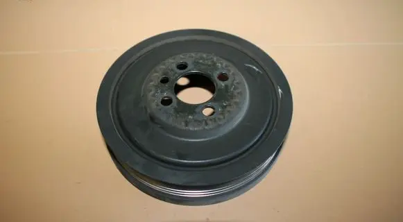 Audi A4 S4 B7 8E 8H Crankshaft pulley 036105243