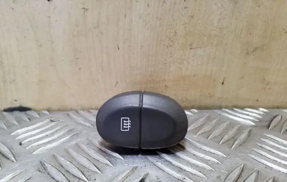 Windscreen/window heater switch